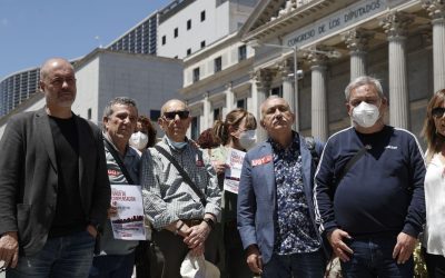 Afectados del amianto y sindicatos se vuelcan contra el PSOE por la financiación del fondo para víctimas